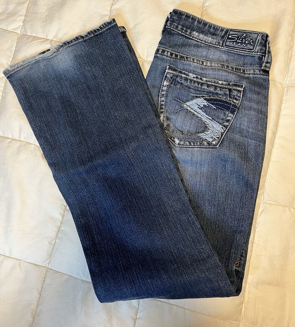 Silver Jeans Lola Flare Jeans Women's 33 X 32.5 Blue Denim Pants Low Rise Boot